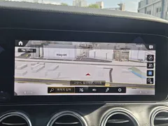 2023 Mercedes-Benz E-Class E250 AMG Line — фото 17
