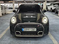 2023 Mini Cooper 3Door Resolute Edition — фото 3