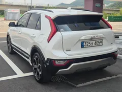 2022 Kia Niro Signature — фото 2