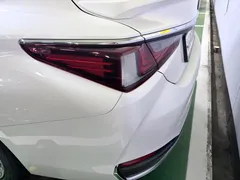 2023 Lexus ES Executive — фото 20