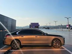 2023 BMW 7-Series 740i sDrive M Sport — фото 4