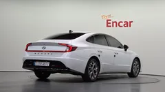 2022 Hyundai Sonata 2.0 — фото 2