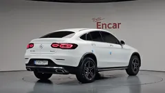2023 Mercedes-Benz GLC-Class GCL300 4MATIC Coupe — фото 2