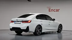 2023 BMW 3-Series 320d M Sport — фото 2