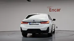 2023 BMW 3-Series 320d M Sport — фото 4