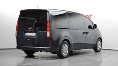 2023 Hyundai Staria Tourer 9-Seater — фото 2