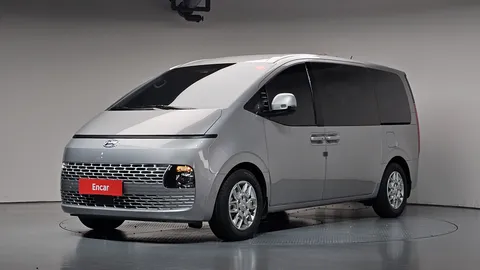 2023 Hyundai Staria 4WD Tourer 11-Seater