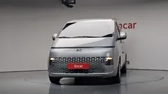 2023 Hyundai Staria 4WD Tourer 11-Seater — фото 3