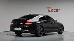 2022 Genesis G70 Gasoline 2.0T 2WD — фото 2