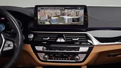 2022 BMW 5-Series 520i Luxury — фото 18