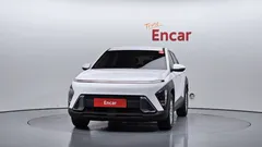 2023 Hyundai Kona Modern, белый — фото 3