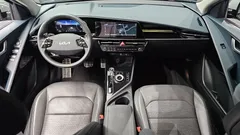 2022 Kia Niro Signature — фото 7