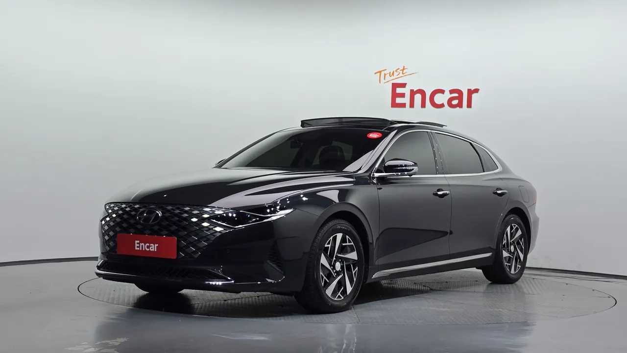 2022 Hyundai Grandeur Le Blanc
