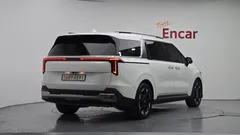 2024 Kia Canival Gasoline 9-Seater Signature — фото 2