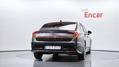 2022 Hyundai Sonata 2.0 — фото 4