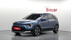 2022 Kia Niro Signature — фото 1