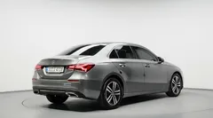 2022 Mercedes-Benz A-Class A220 Sedan — фото 2
