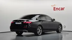 2022 Mercedes-Benz E-Class E350 4MATIC Avantgarde — фото 2