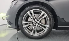 2022 Mercedes-Benz E-Class E350 4MATIC Avantgarde — фото 5