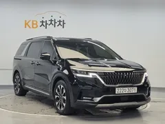 2023 Kia Carnival Diesel 9-Seater Noblesse — фото 4