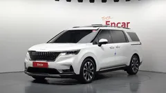 2023 Kia Carnival Diesel 9-Seater Signature — фото 1