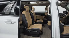 2023 Kia Carnival Diesel 9-Seater Signature — фото 12