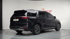 2023 Kia Carnival Diesel 11-Seater Signature — фото 2
