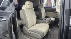 2023 Kia Carnival Diesel 11-Seater Signature — фото 11