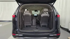 2023 Kia Carnival Diesel 11-Seater Signature — фото 17