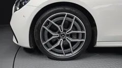 2022 Mercedes-Benz E-Class E220d 4MATIC AMG Line — фото 5