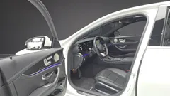 2022 Mercedes-Benz E-Class E220d 4MATIC AMG Line — фото 10