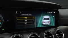 2022 Mercedes-Benz E-Class E220d 4MATIC AMG Line — фото 15