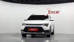 2023 Kia Niro Signature — фото 3