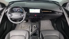 2023 Kia Niro Signature — фото 7