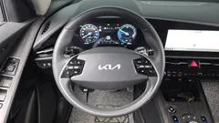 2023 Kia Niro Signature — фото 13