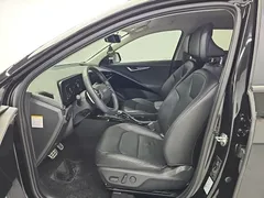 2022 Kia Niro Signature — фото 16