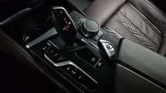 2022 BMW 5-Series 530e M Sport — фото 9