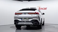 2023 BMW X6 xDrive40i M Sport — фото 4