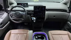 2023 Hyundai Staria 4WD Lounge 9-Seater — фото 7