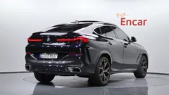 2023 BMW X6 xDrive40i M Sport — фото 2
