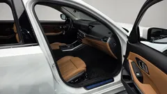 2024 BMW 3-Series 320i — фото 11