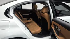 2024 BMW 3-Series 320i — фото 12