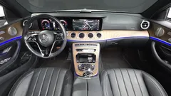 2022 Mercedes-Benz E-Class E300e 4MATIC Exclusive — фото 7