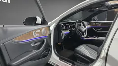 2022 Mercedes-Benz E-Class E300e 4MATIC Exclusive — фото 10