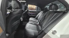 2022 Mercedes-Benz E-Class E300e 4MATIC Exclusive — фото 12