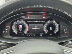 2023 Audi Q7 50 TDI Quattro Premium — фото 5