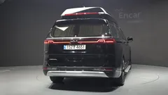 2023 Kia Carnival Gasoline 9-Seater Hi-Limousine — фото 4