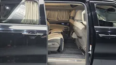 2023 Kia Carnival Gasoline 9-Seater Hi-Limousine — фото 12
