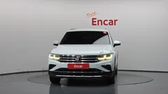 2022 Volkswagen Tiguan 2.0 TDI 4-Motion Premium — фото 3