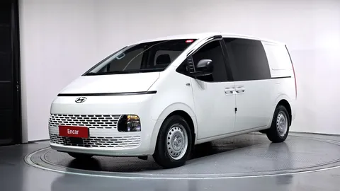 2022 Hyundai Staria Cargo 5-Seater
